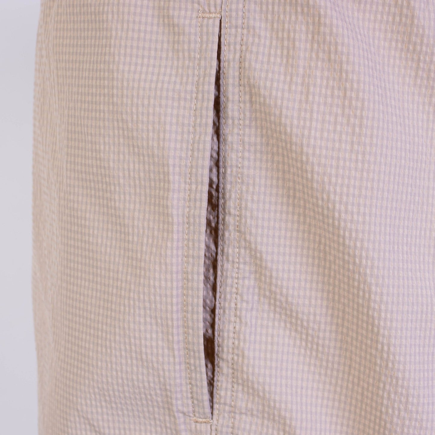 Emporio Armani Chic Beige Swim Shorts for Fashion-Forward Men