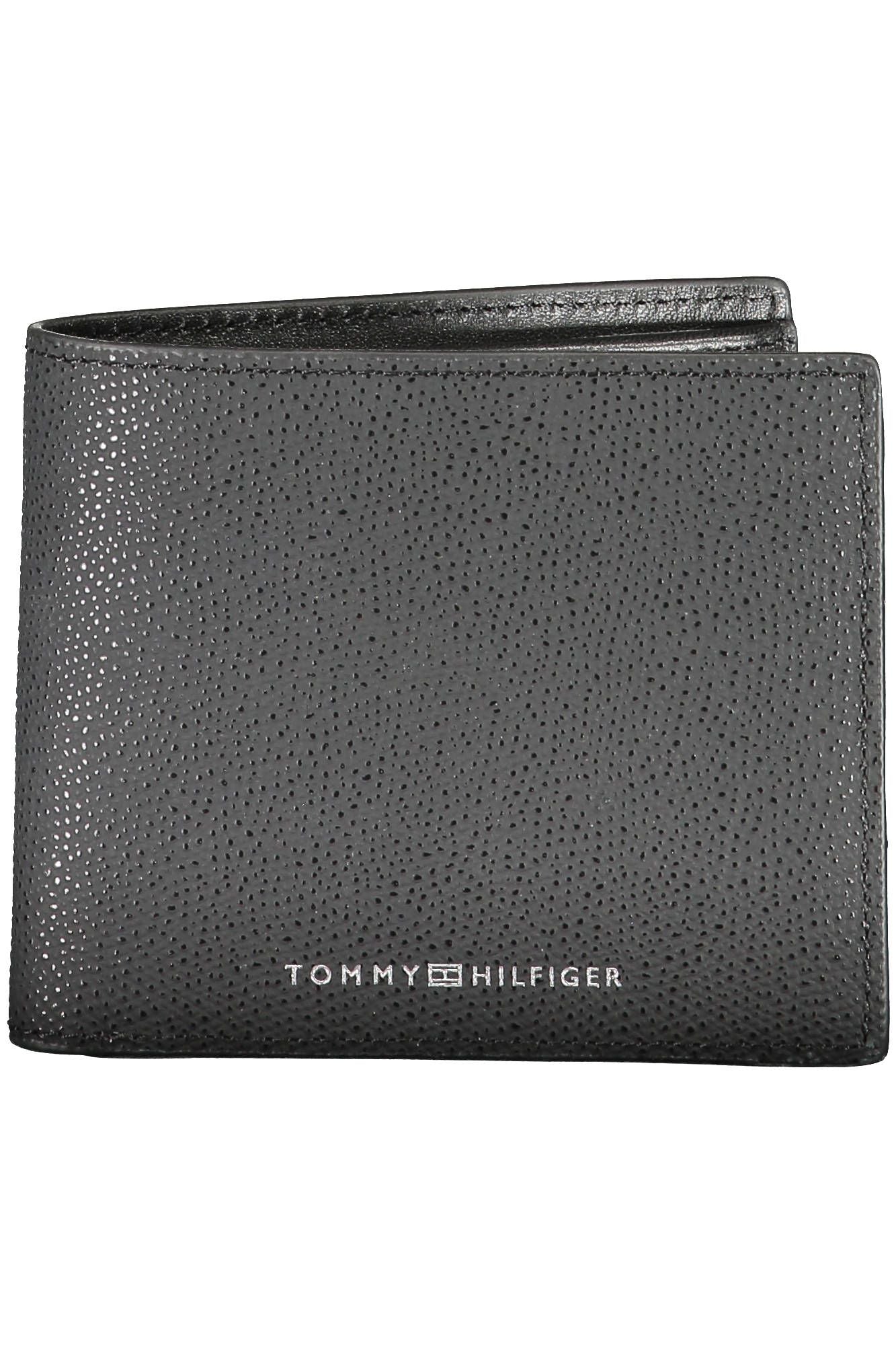 Tommy Hilfiger Chic Black Bifold Wallet with Coin Purse