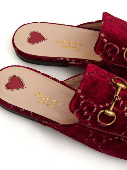 Gucci Elegant Red Velvet Slip-On Flats