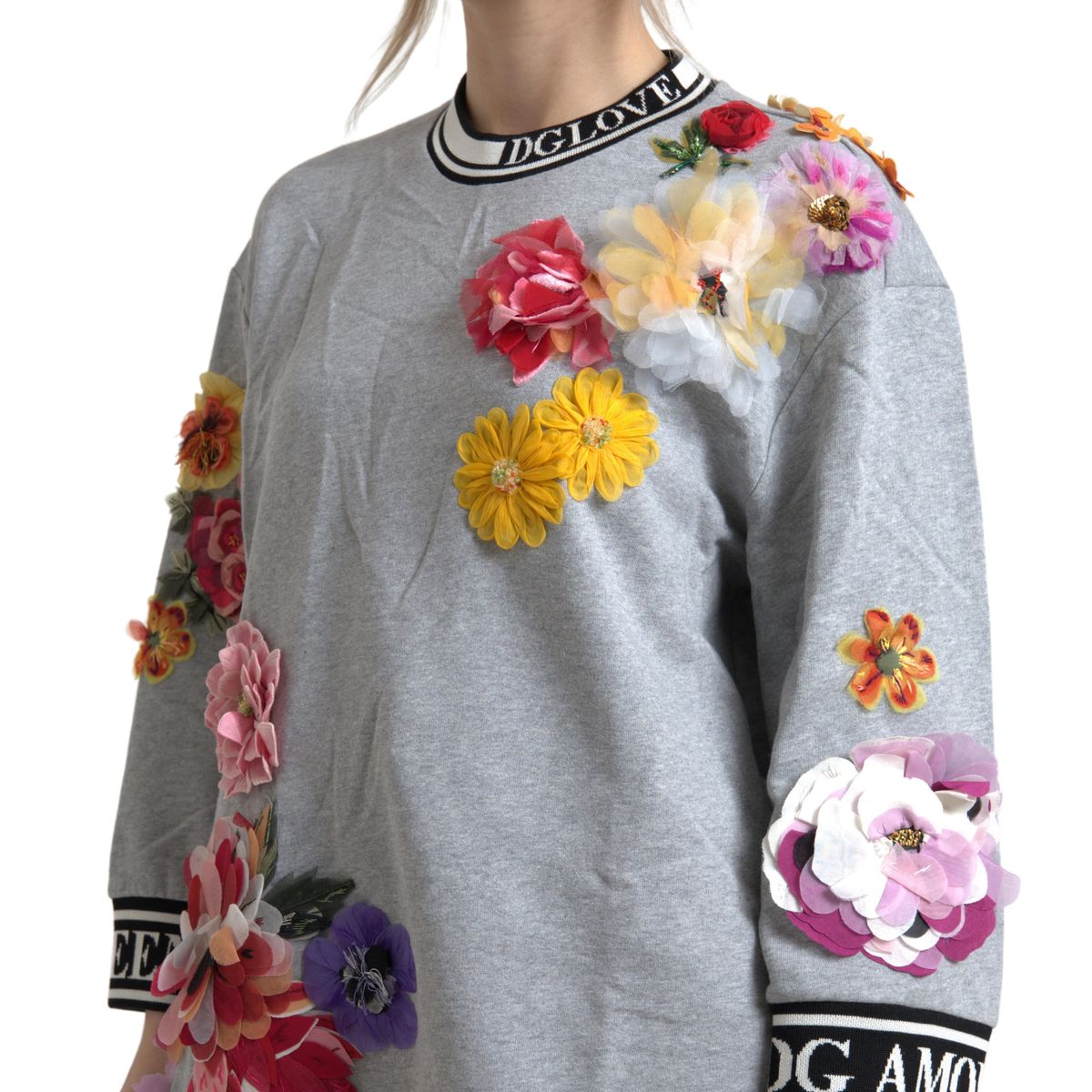 Dolce & Gabbana Chic Embellished Crew Neck Pullover Sweater