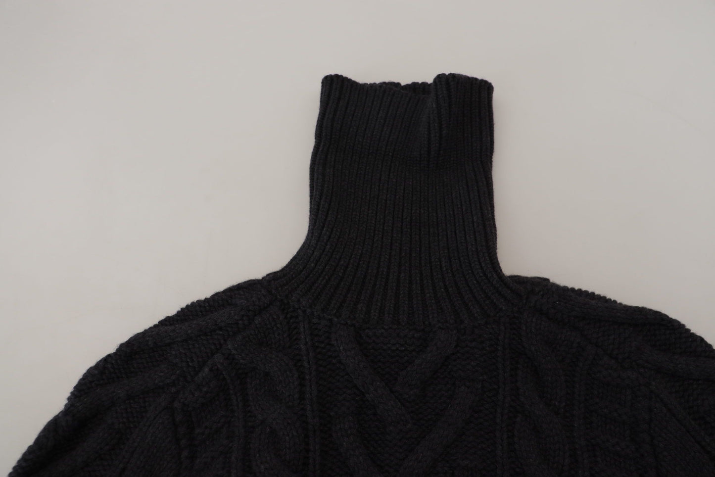 Dolce & Gabbana Elegant Black Wool-Cashmere Pullover Sweater